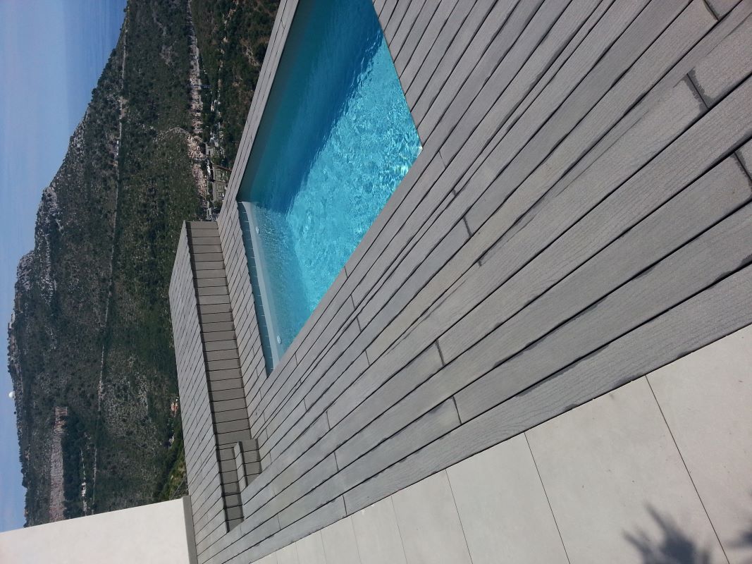 photo piscine en bois situé à Cannes